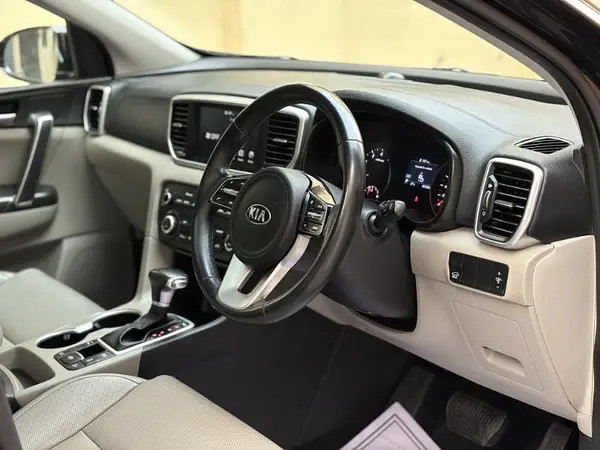 kia-sportage-awd-2021-big-6