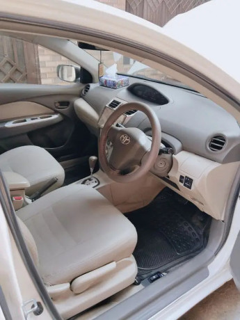 toyota-belta-2014-big-2