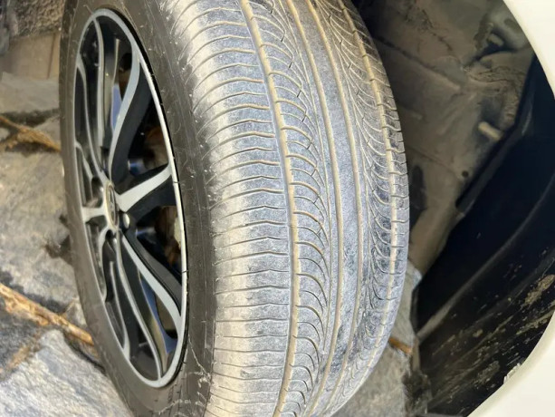 toyota-yaris-sedan-ativ-x-cvt-15-2021-big-6