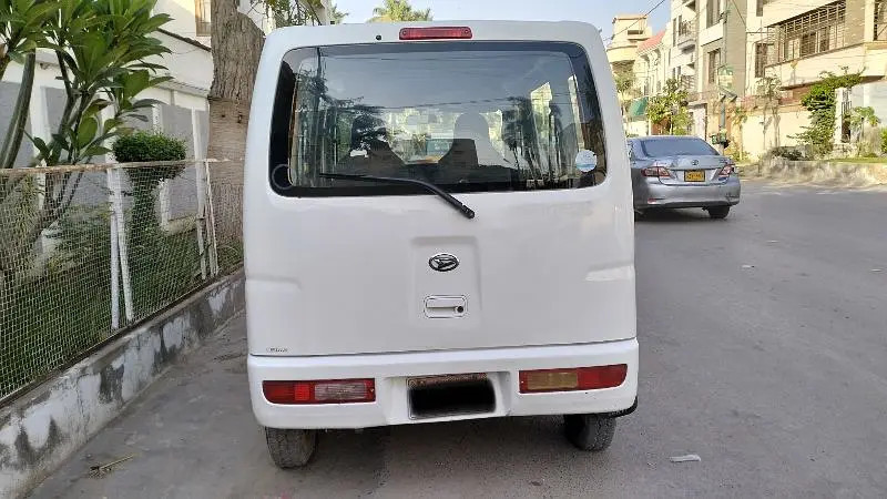 daihatsu-hijet-20142019-big-5