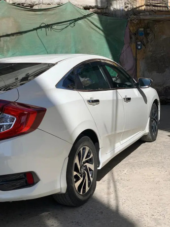 honda-civic-oriel-big-3