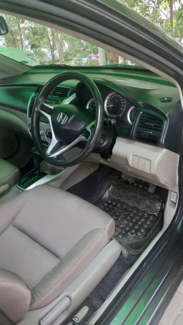 honda-city-12l-cvt-big-2