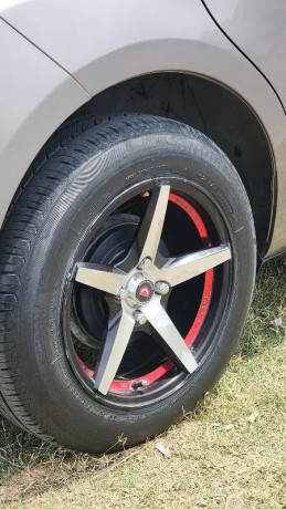 toyota-vitz-2018-big-3