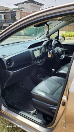 toyota-vitz-2018-big-5