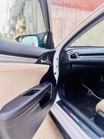 honda-civic-oriel-2021-big-5