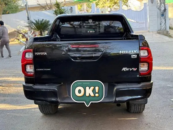 toyota-hilux-revo-rocco-big-3