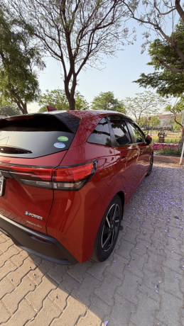 nissan-note-e-power-big-3