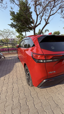 nissan-note-e-power-big-5