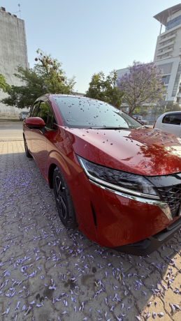 nissan-note-e-power-big-8