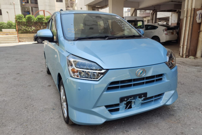 daihatsu-mira-g-limited-saiii-big-1