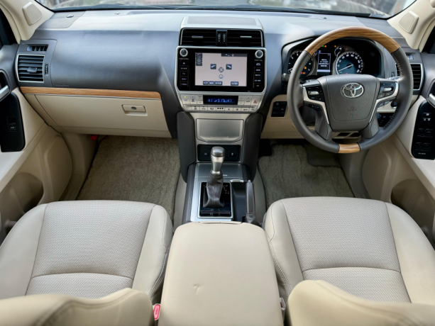 toyota-prado-txl-big-2