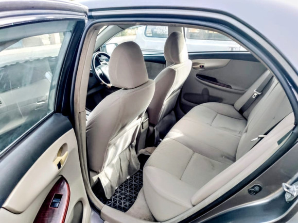 toyota-corolla-altis-16-x-cvt-i-special-edition-big-1
