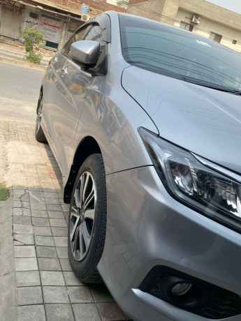 honda-city-15l-aspire-cvt-big-3