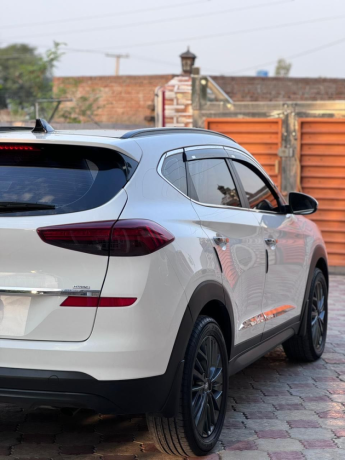 hyundai-tuscon-2021-big-2