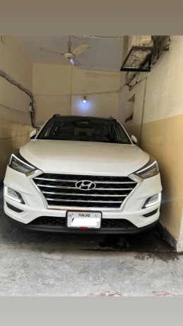 hyundai-tucson-awd-at-ultimate-big-0