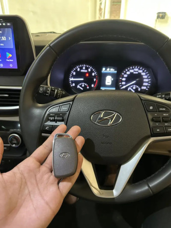 hyundai-tucson-awd-at-ultimate-big-6