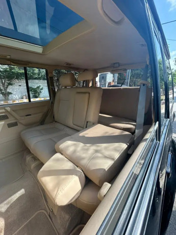 mitsubishi-pajero-1994-big-6