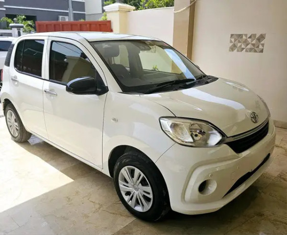toyota-passo-x-2019-big-1