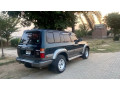 toyota-land-cruiser-1995-small-0