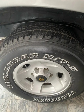 toyota-land-cruiser-1995-big-2