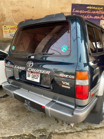 toyota-land-cruiser-1995-big-5