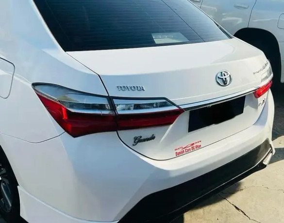 toyota-altis-grande-18-x-beige-interior-2021-big-6