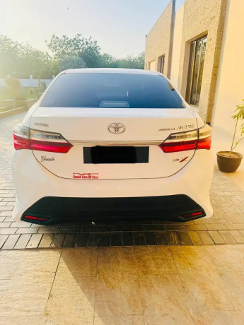 toyota-altis-grande-18-x-beige-interior-2021-big-3