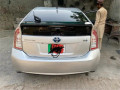 toyota-prius-2012-small-2