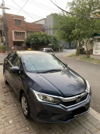 honda-city-12l-mt-big-2