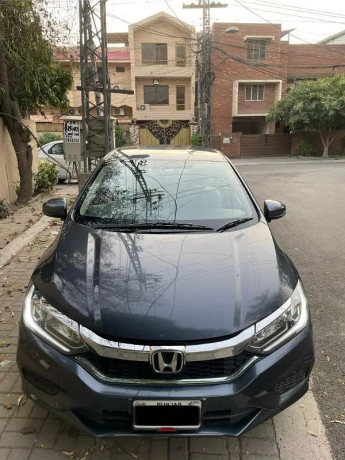 honda-city-12l-mt-big-1