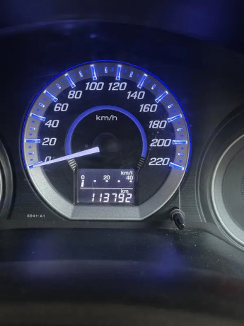 honda-city-12l-cvt-big-4