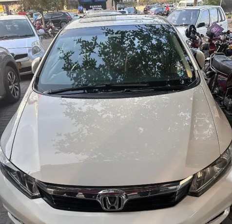 honda-civic-oriel-big-0