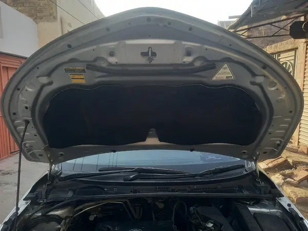 toyota-corolla-gli-2016-big-9