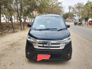 nissan-dayz-highway-star-g-full-option-push-start-201518