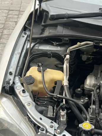 toyota-corolla-altis-x-manual-16-big-3