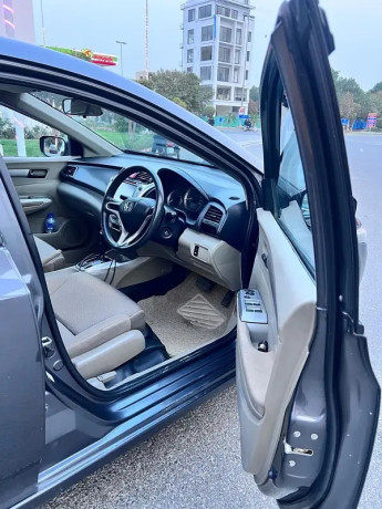 honda-city-13-i-vtec-2015-big-9