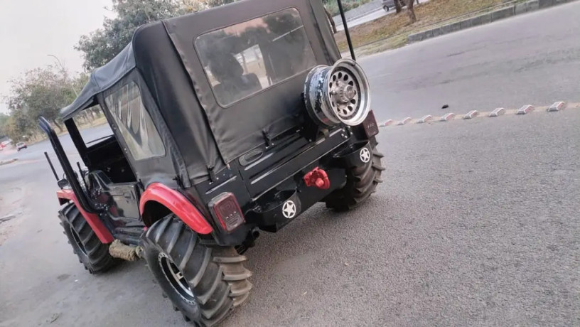 jeep-m-151-2012-big-2