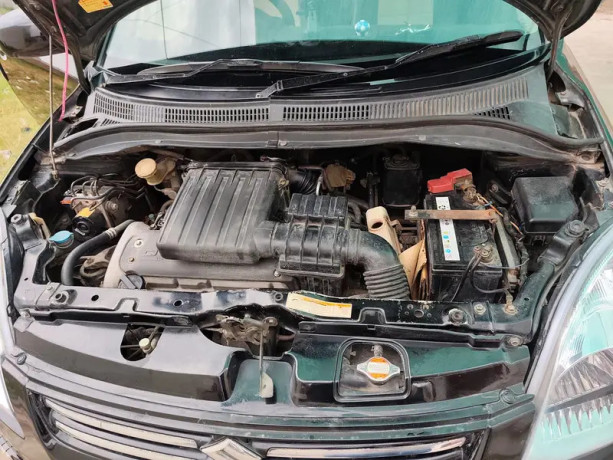 suzuki-swift-dlx-13-2014-big-6