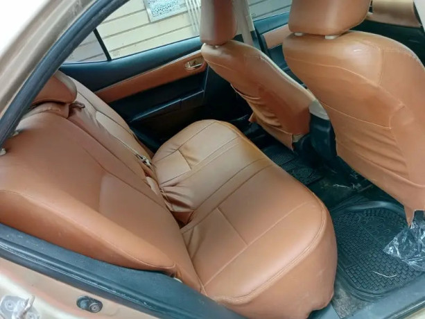 toyota-altis-grande-2014-big-4