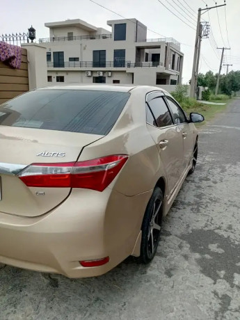 toyota-altis-grande-2014-big-6