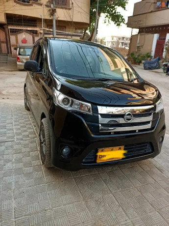 nissan-dayz-highway-star-2015-big-0