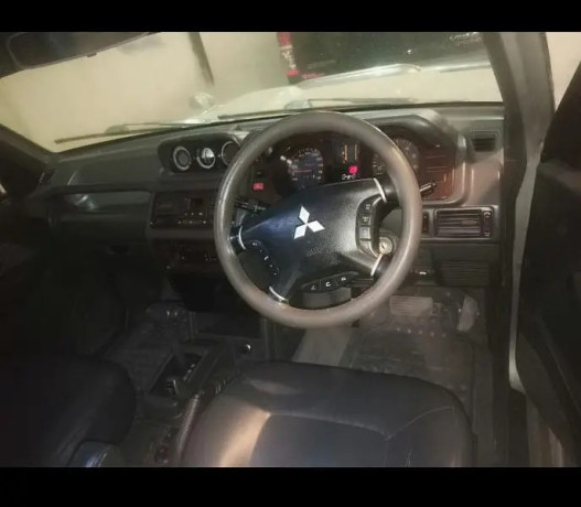 mitsubishi-pajero-exceed-automatic-28d-1994-big-0
