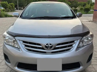toyota-corolla-gli-2012