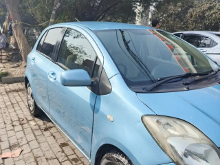 toyota-vitz-2006
