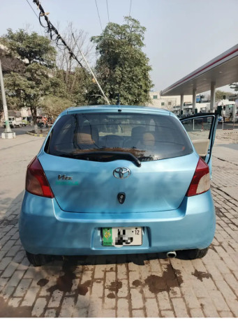 toyota-vitz-2006-big-2