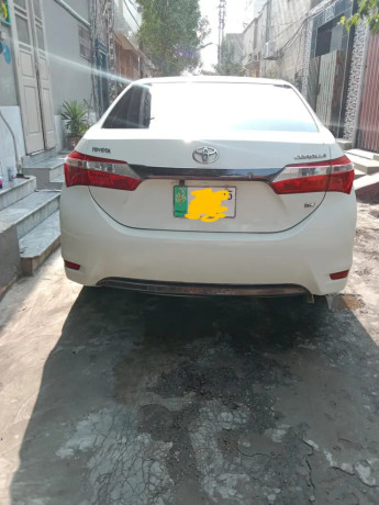 toyota-corolla-xli-2015-big-2