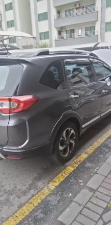 honda-br-v-i-vtec-s-big-0