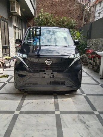 nissan-sakura-2023-big-2