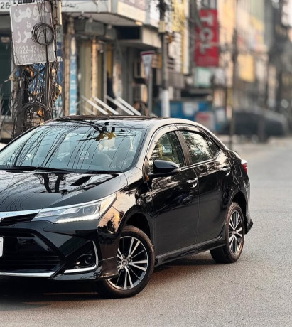 toyota-corolla-altis-special-edition-big-3