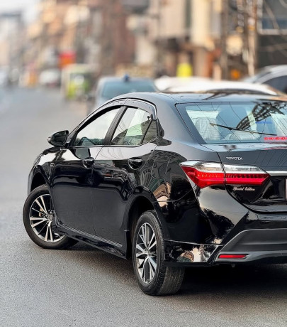 toyota-corolla-altis-special-edition-big-5